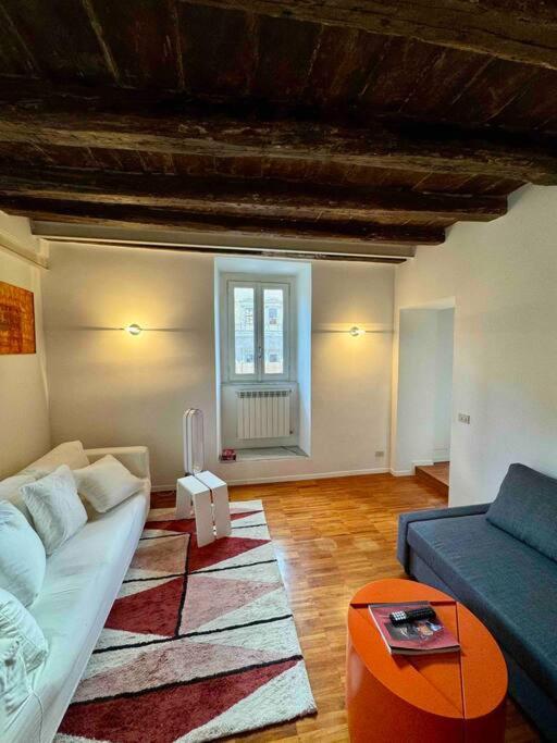 Casa Cristina In Piazza Farnese * Rom