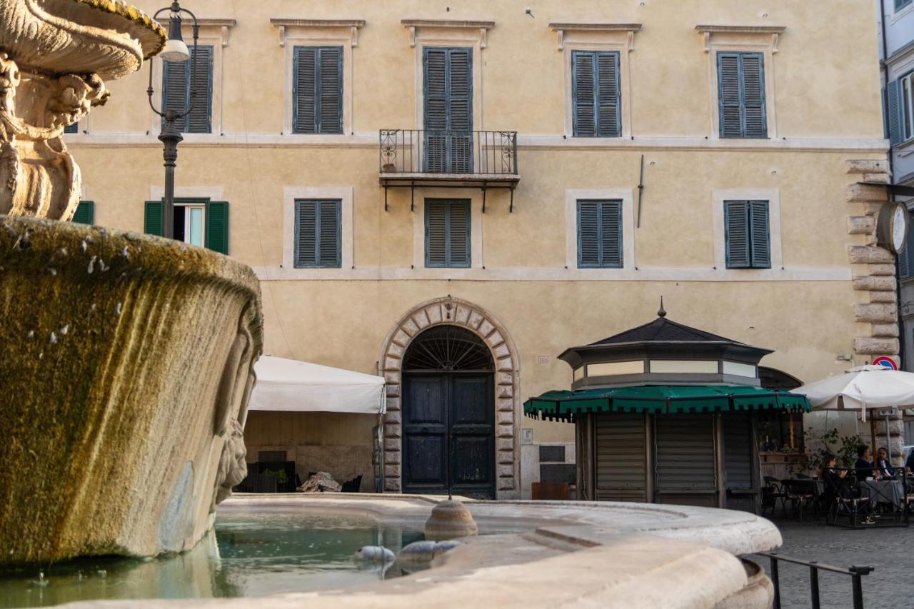 Casa Cristina In Piazza Farnese Apartamento *